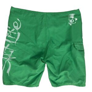 Salt Life SLX-QD Board Shorts Green Skull & Logo Print Swim Sz 32
